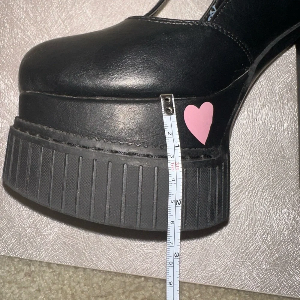 LAMODA Black Platform Mary Janes chunky Heels Pink Hearts 8 punk goth academia